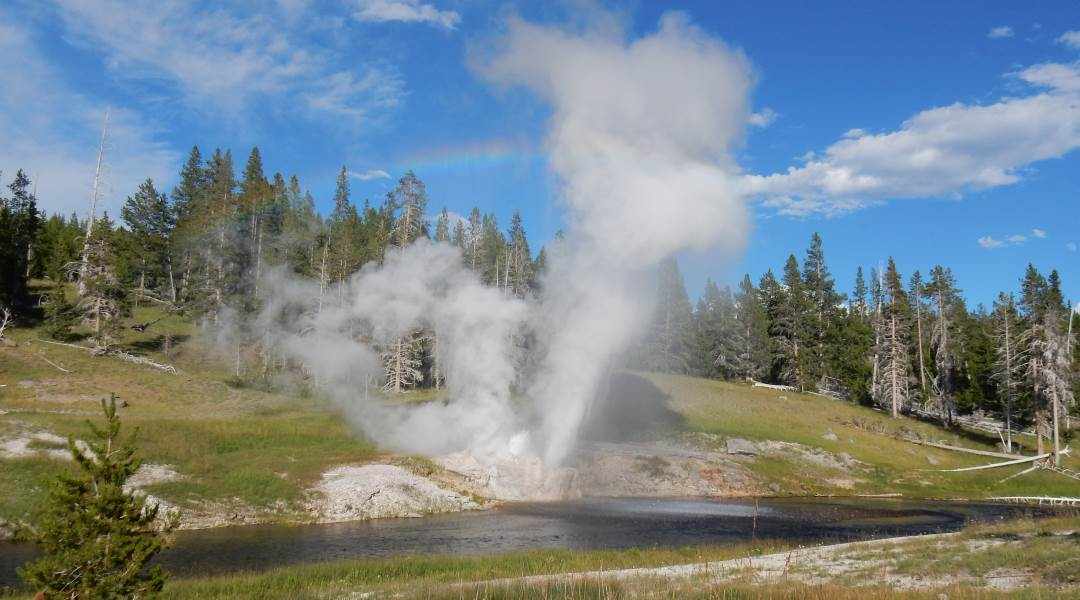 Why the Geysers of Yellowstone Should Be on Your Bucket List